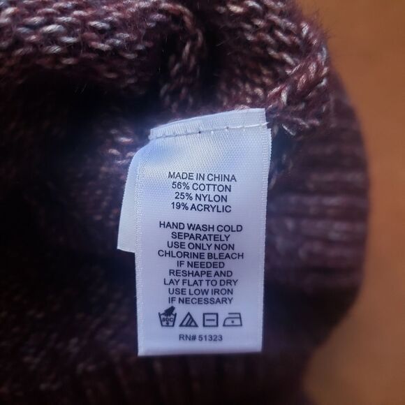 1.State high neck over sized burgundy blend  sweater - Picture 5 of 5